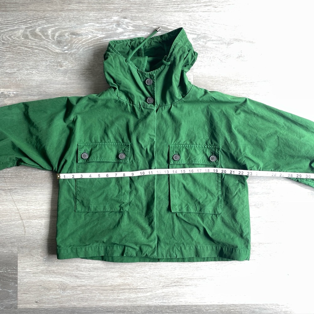 ZARA Basic green cropped utility jacket with hood… - image 4